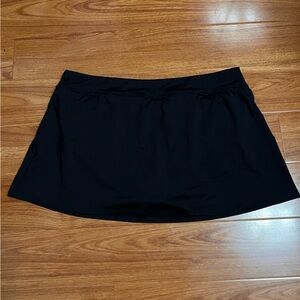 Land’s End Skirt Bikini Bottom Size 16 Black Bathinsuit Full Cover Skirted Black